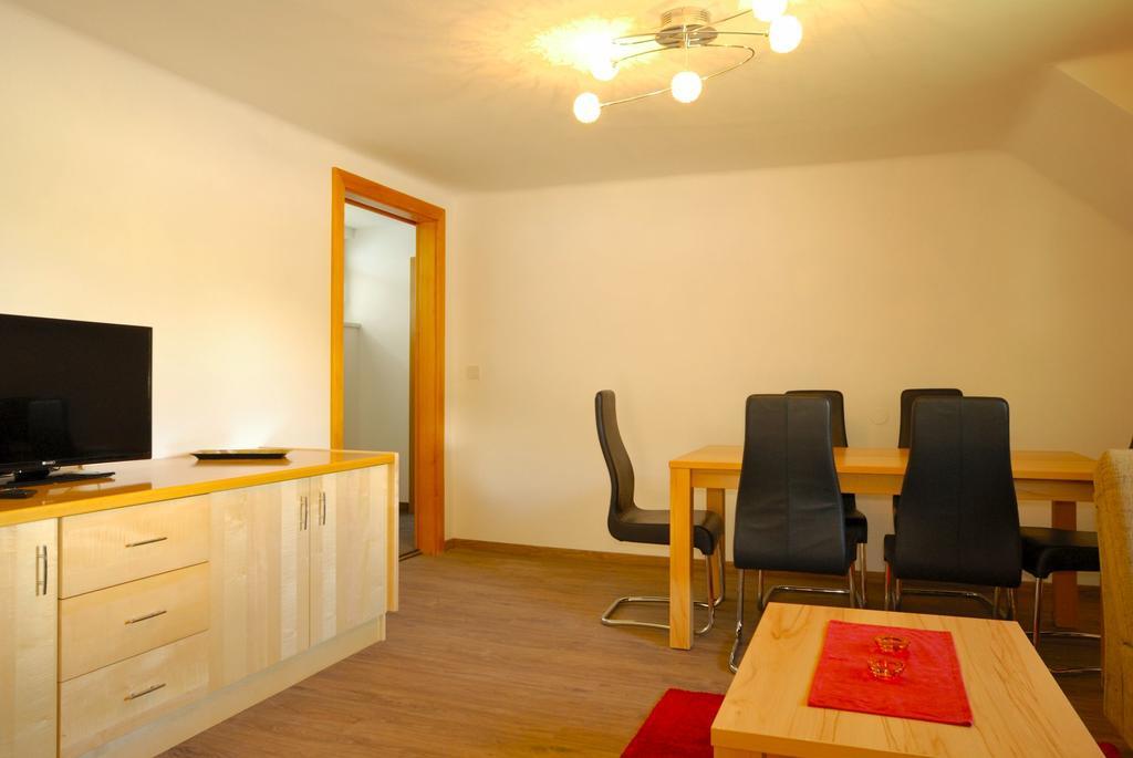 Apart Of Me Ferienhaus Faaker See Villach Exterior foto